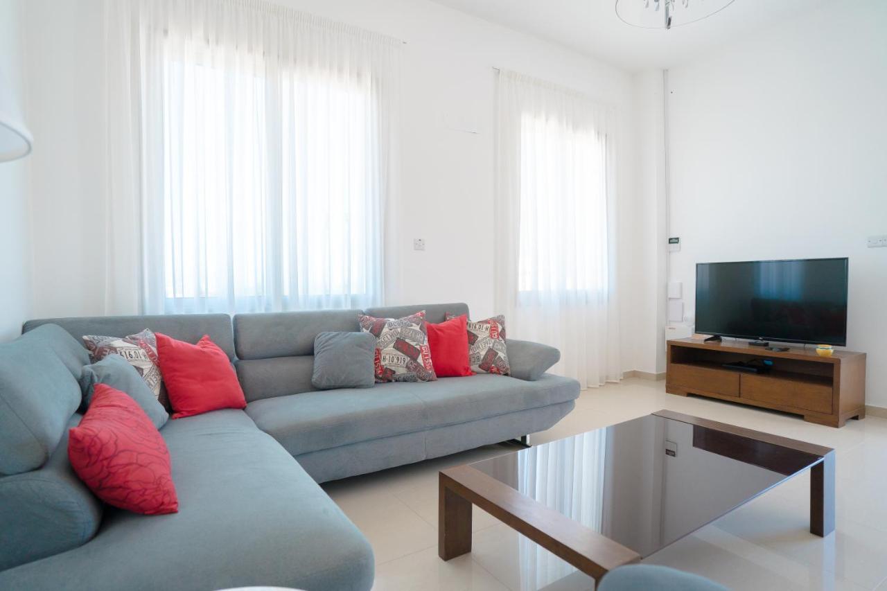 Oniros By Prestige Bookings Peyia Exterior foto